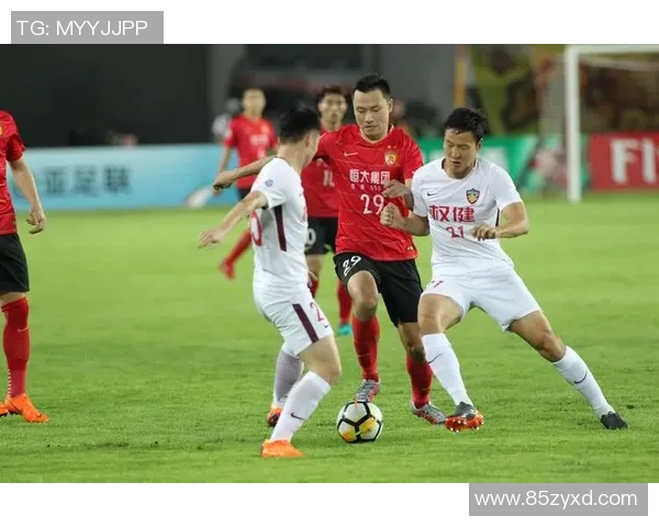 权健与恒大巅峰对决CCTV5直播精彩赛事全程回顾